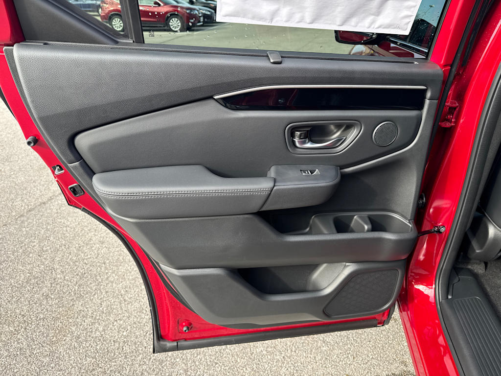 Thumbnail: 2025 Honda Pilot - 19