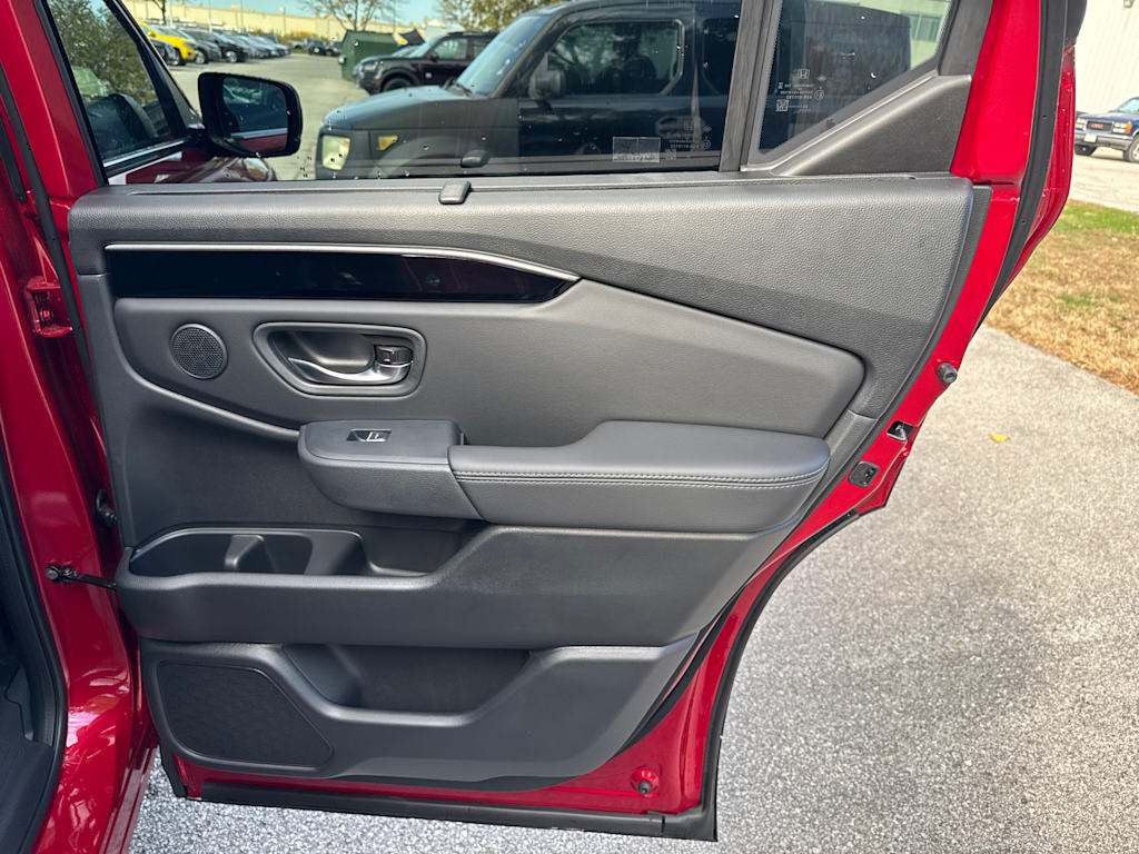 Thumbnail: 2025 Honda Pilot - 17