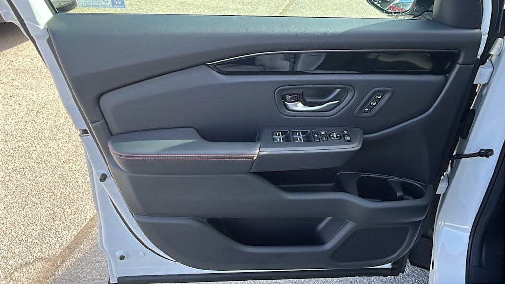 Thumbnail: 2025 Honda Pilot - 19