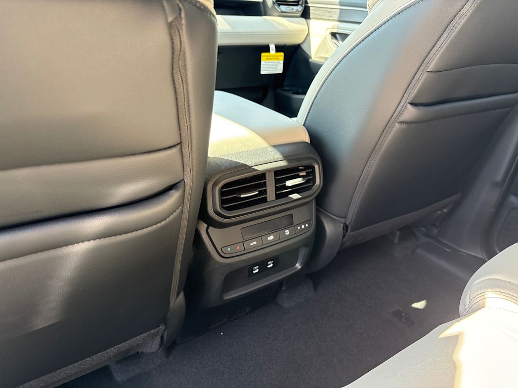 Thumbnail: 2026 Honda Pilot - 23