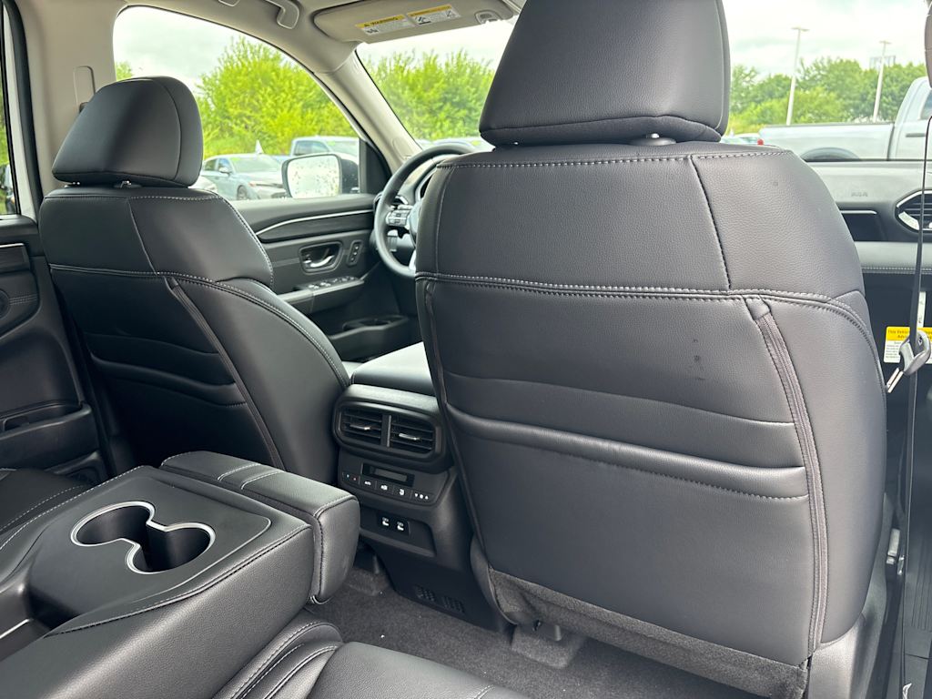 Thumbnail: 2026 Honda Pilot - 20