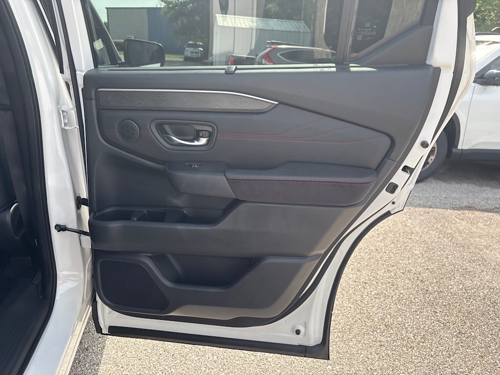 Thumbnail: 2026 Honda Pilot - 20