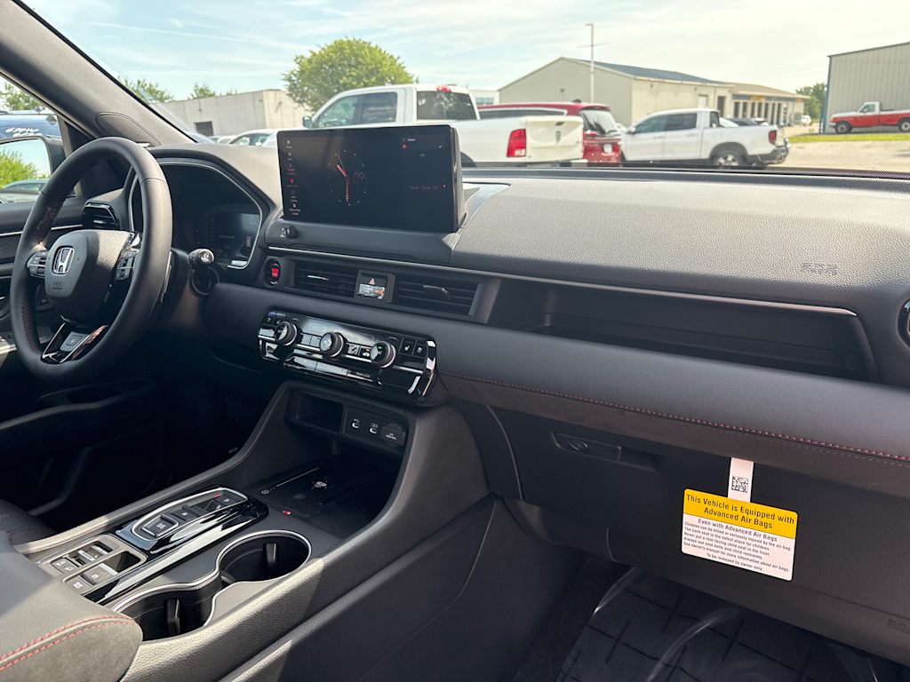 Thumbnail: 2026 Honda Pilot - 10