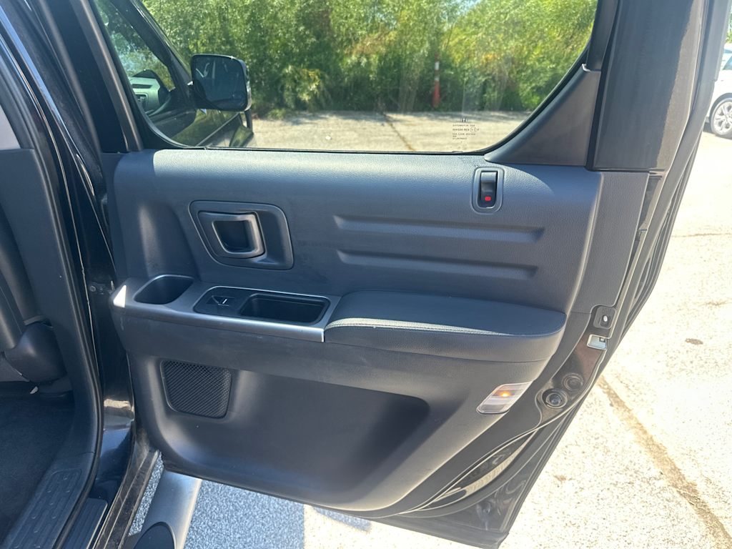 Thumbnail: 2012 Honda Ridgeline - 16