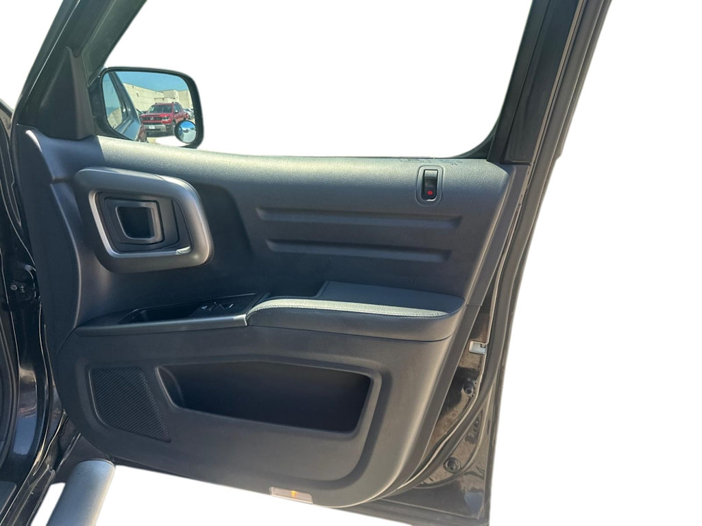 Thumbnail: 2012 Honda Ridgeline - 15