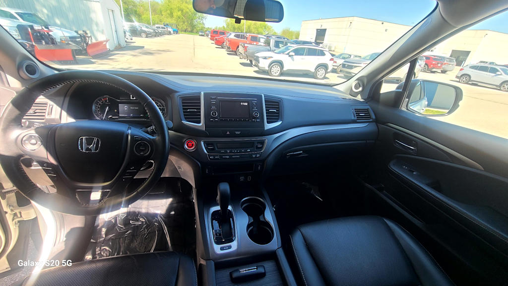Thumbnail: 2019 Honda Ridgeline - 2