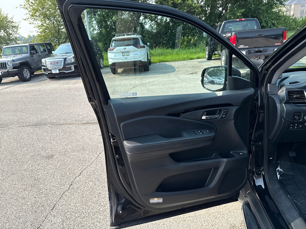 Thumbnail: 2020 Honda Ridgeline - 20