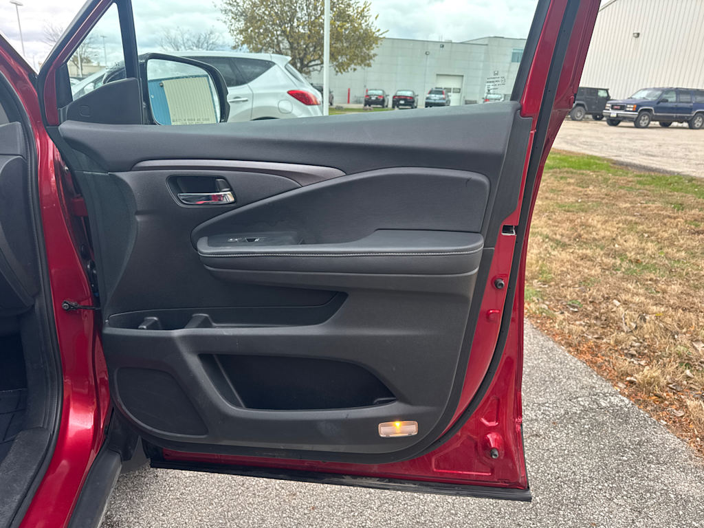 Thumbnail: 2023 Honda Ridgeline - 18