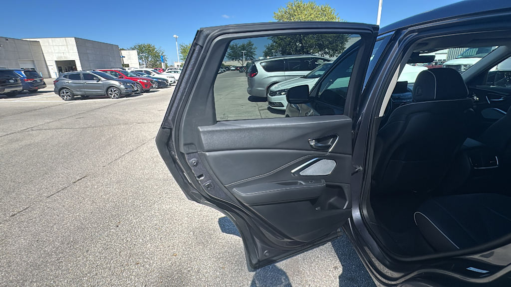 Thumbnail: 2019 Acura RDX - 18