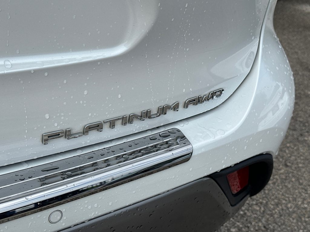 Thumbnail: 2022 Toyota Highlander - 21