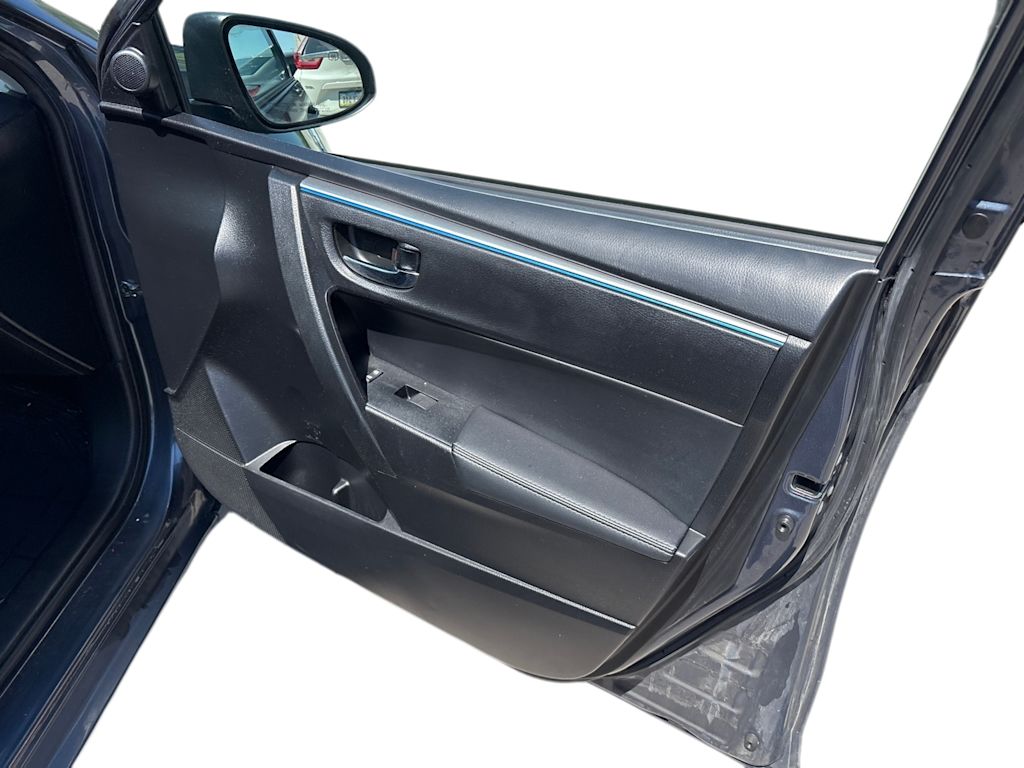 Thumbnail: 2016 Toyota Corolla - 21