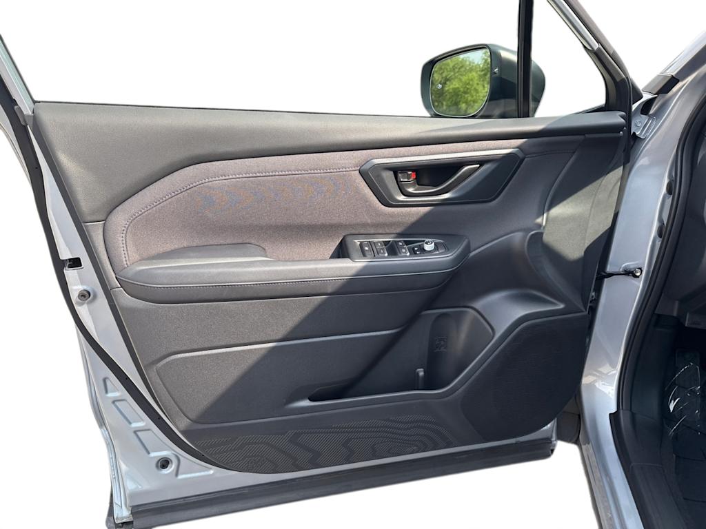 Thumbnail: 2025 Subaru Forester - 12