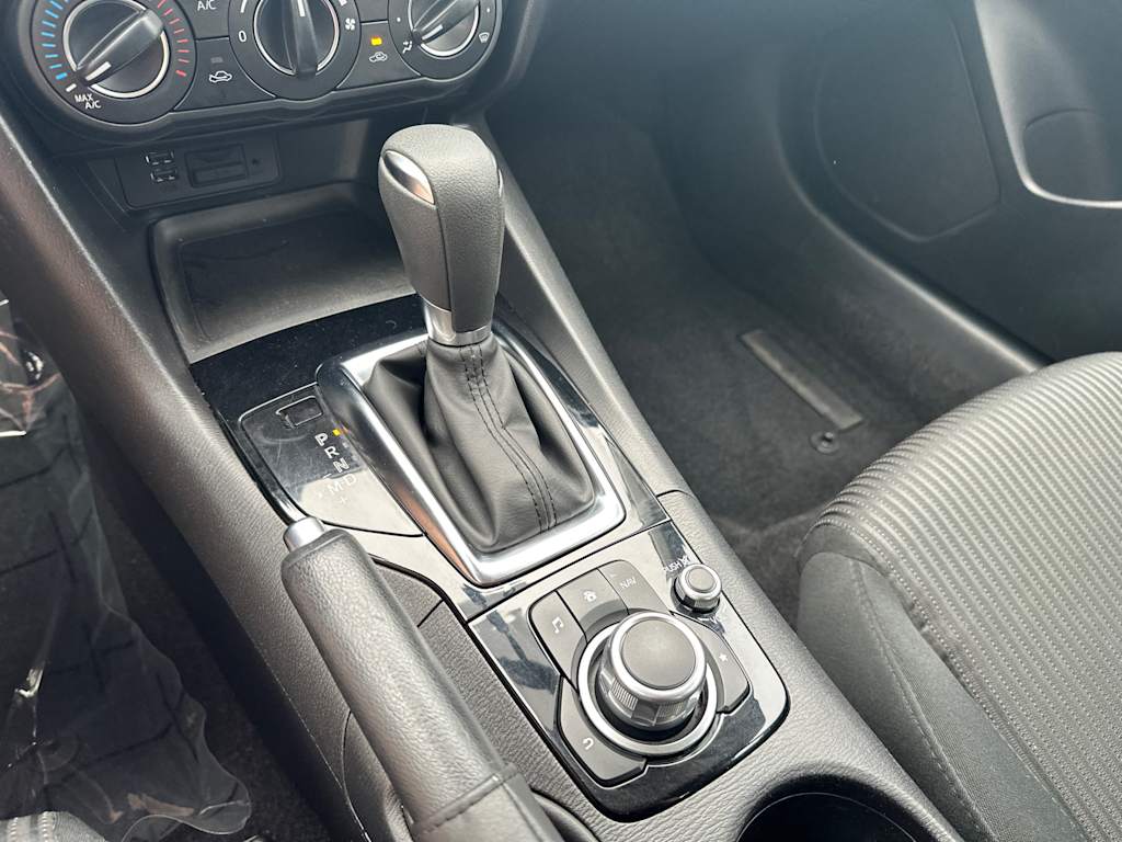 Thumbnail: 2016 Mazda Mazda3 - 13