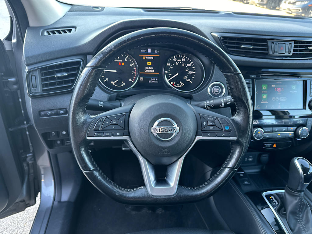 2020 Nissan Rogue Sport SL 9