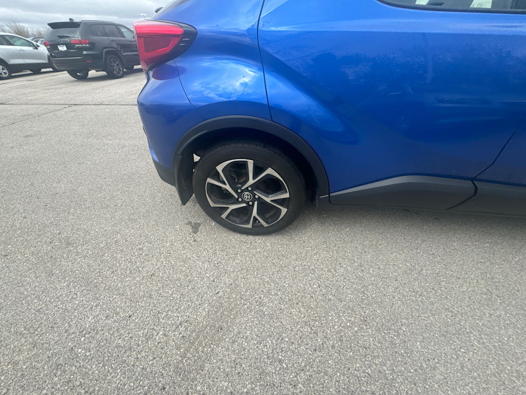 Thumbnail: 2021 Toyota C-HR - 6