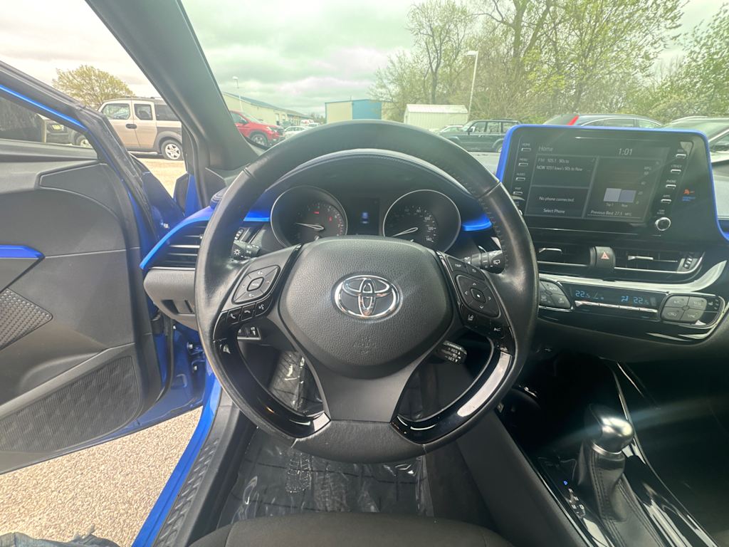 Thumbnail: 2021 Toyota C-HR - 7
