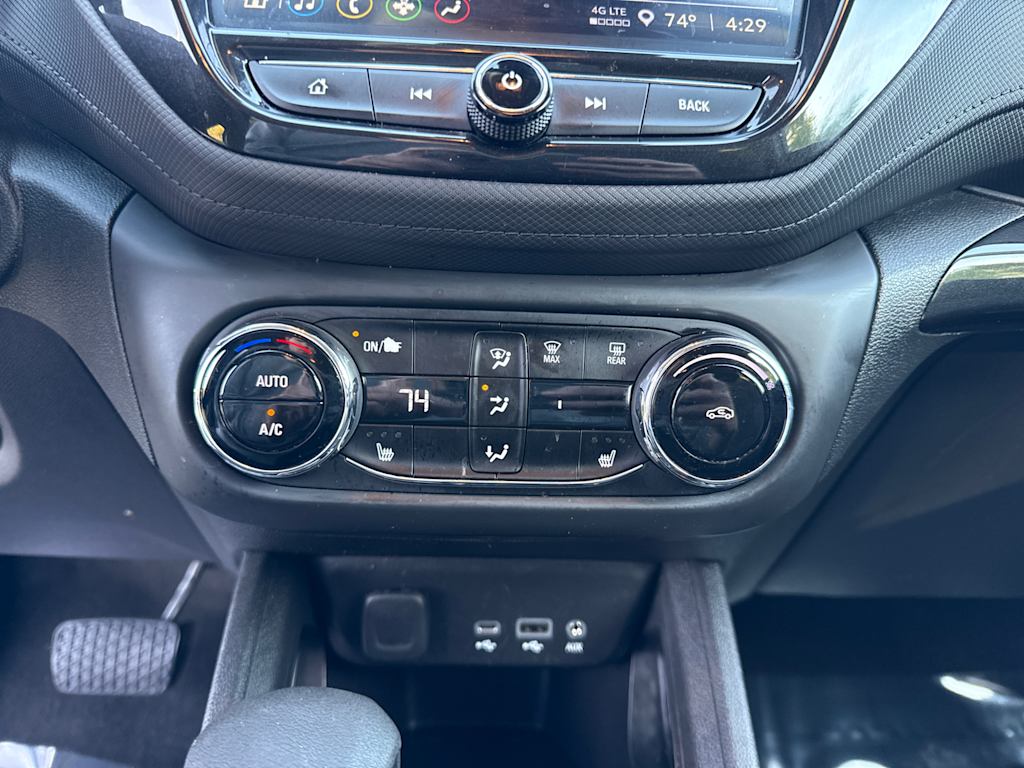 Thumbnail: 2021 Chevrolet TrailBlazer - 22