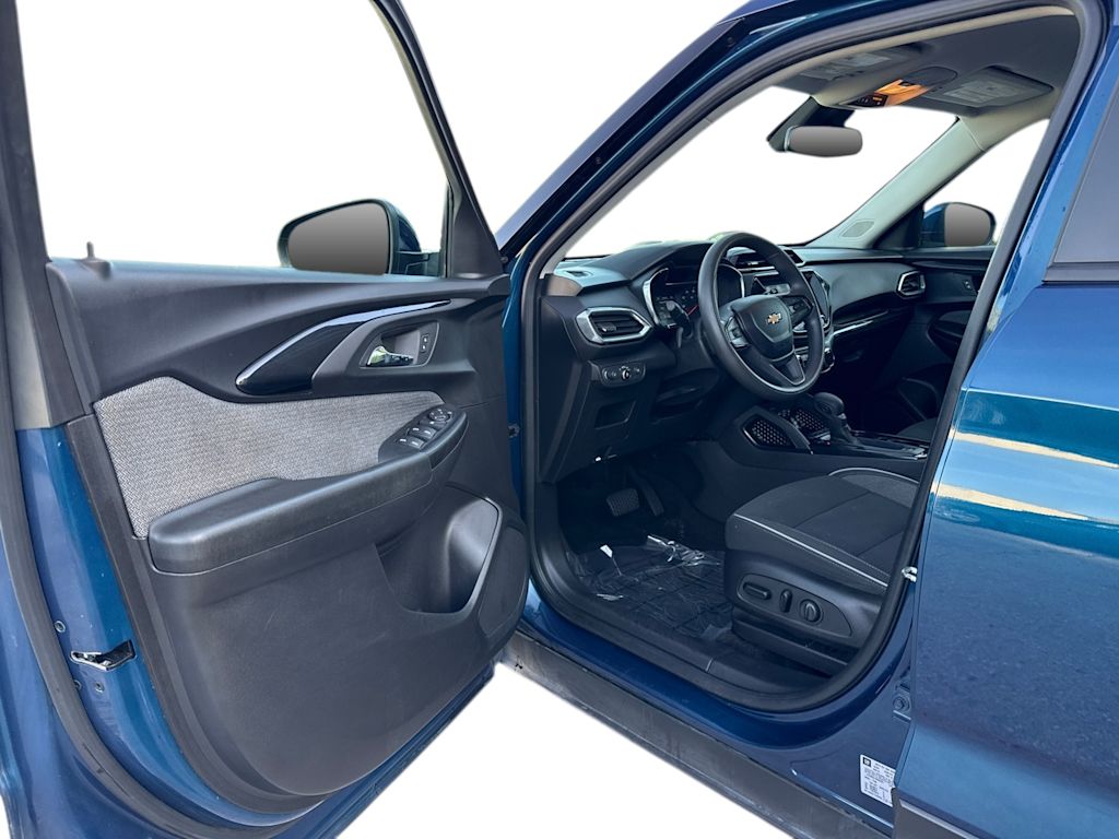 Thumbnail: 2021 Chevrolet TrailBlazer - 19