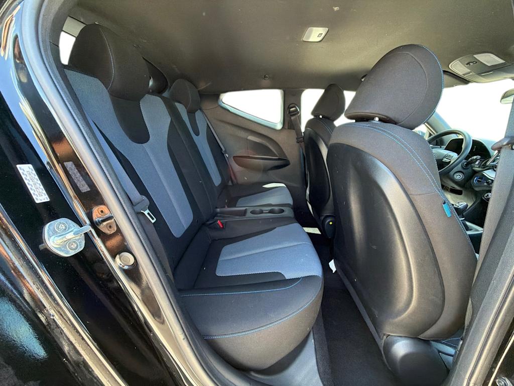 Thumbnail: 2019 Hyundai Veloster - 8