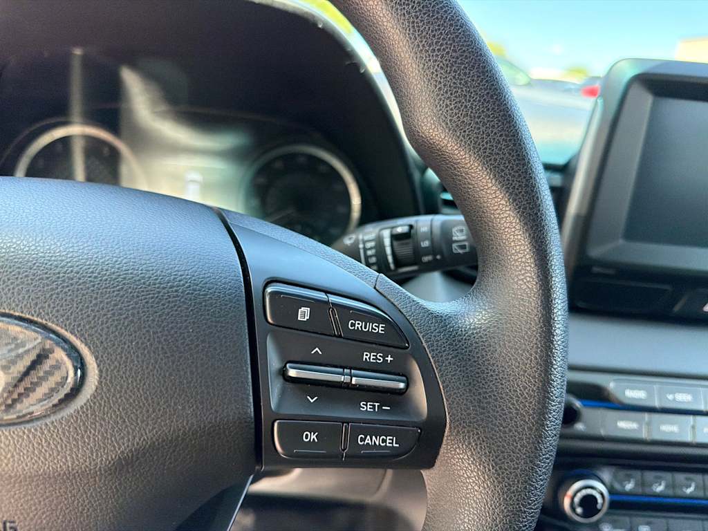 Thumbnail: 2019 Hyundai Veloster - 23