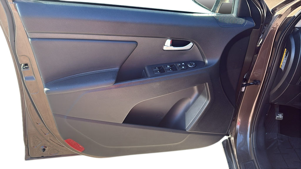 Thumbnail: 2013 Kia Sportage - 19