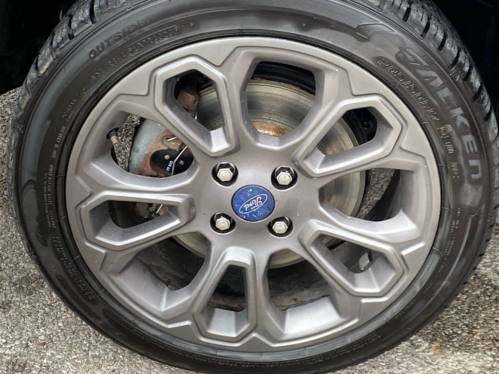 Thumbnail: 2018 Ford EcoSport - 8