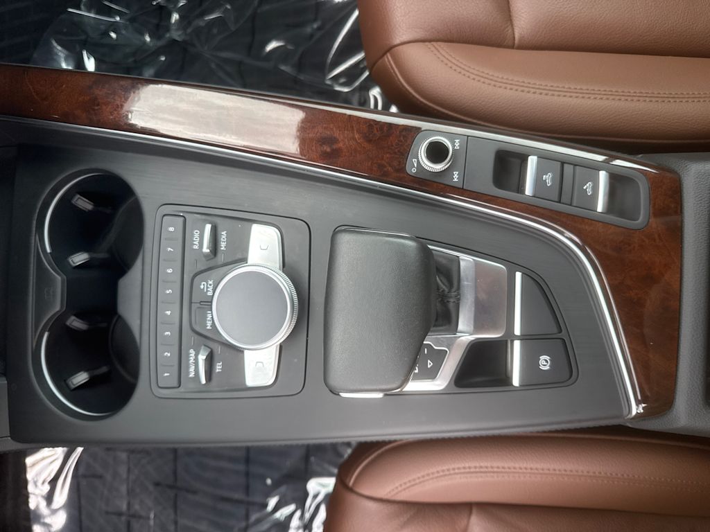 Thumbnail: 2018 Audi A5 - 11