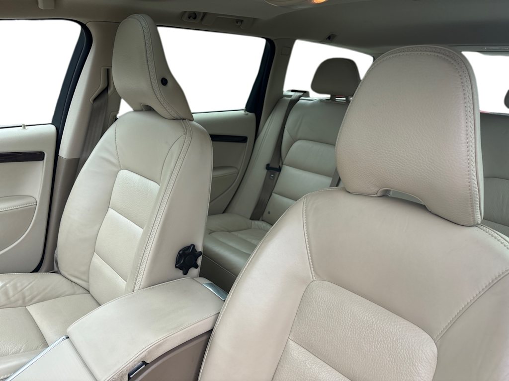 Thumbnail: 2012 Volvo XC70 - 8