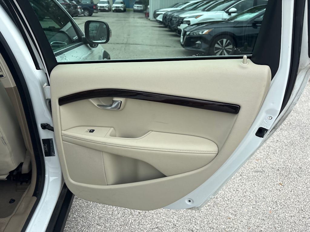 Thumbnail: 2012 Volvo XC70 - 18