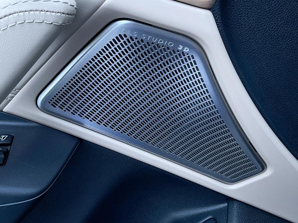 Thumbnail: 2023 Acura TLX - 36