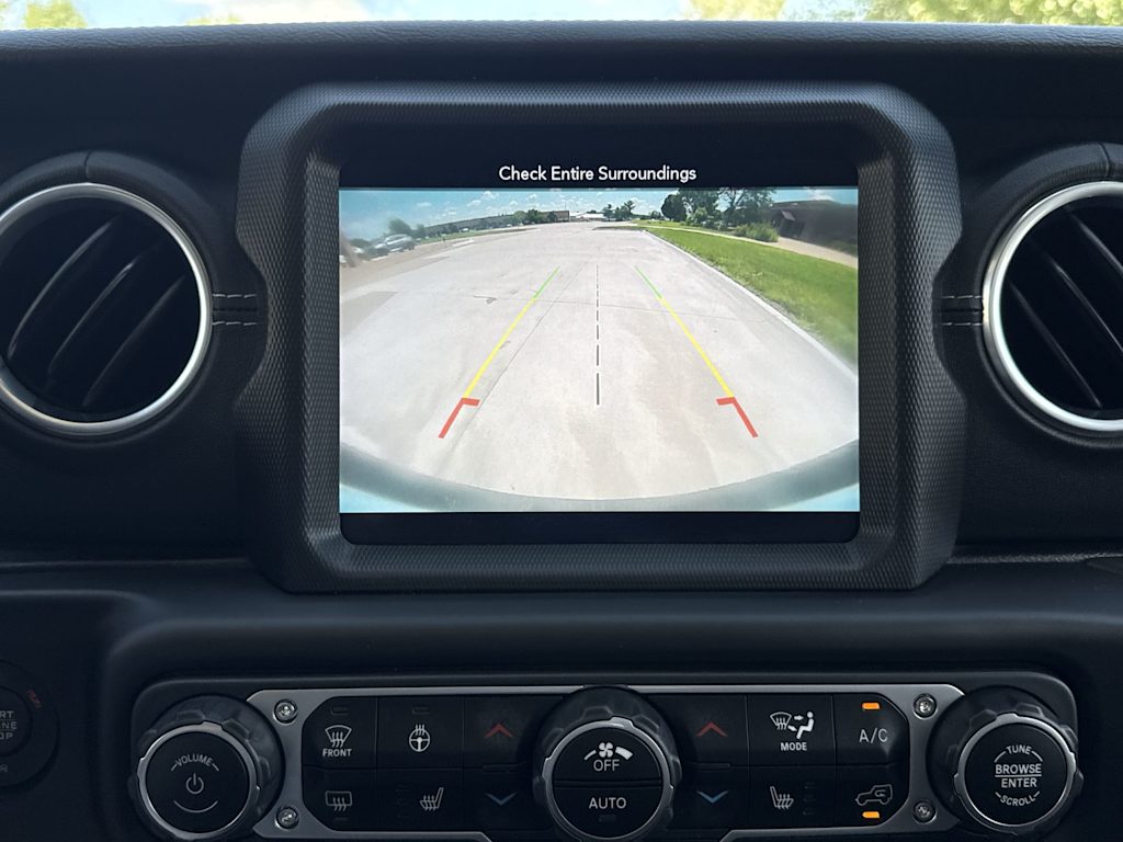 Thumbnail: 2018 Jeep Wrangler - 33