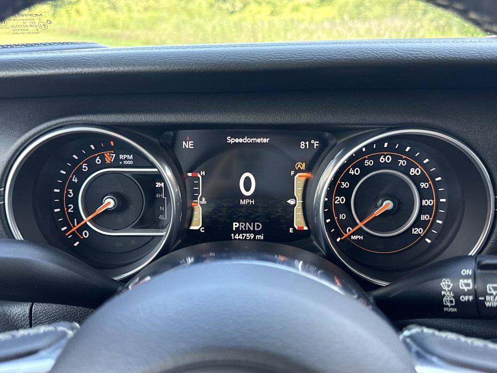 Thumbnail: 2018 Jeep Wrangler - 37