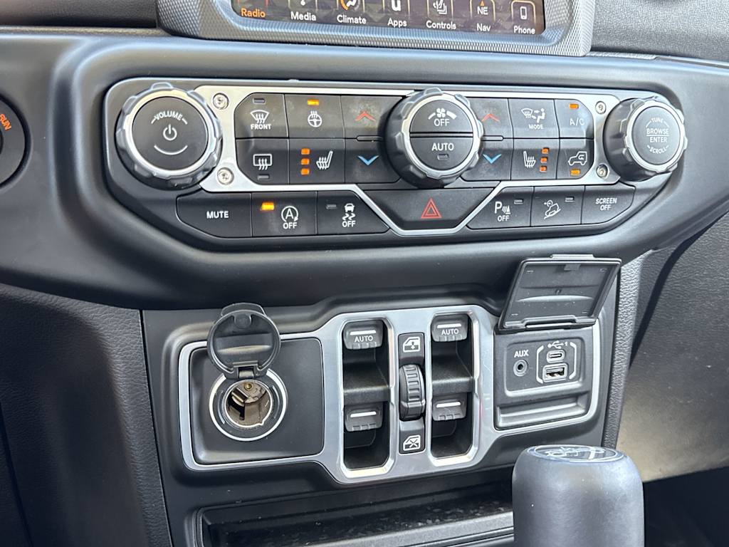 Thumbnail: 2018 Jeep Wrangler - 35