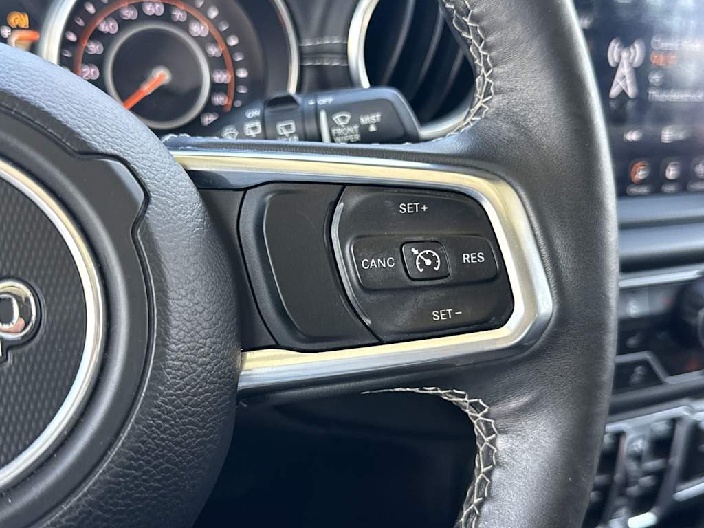 Thumbnail: 2018 Jeep Wrangler - 30