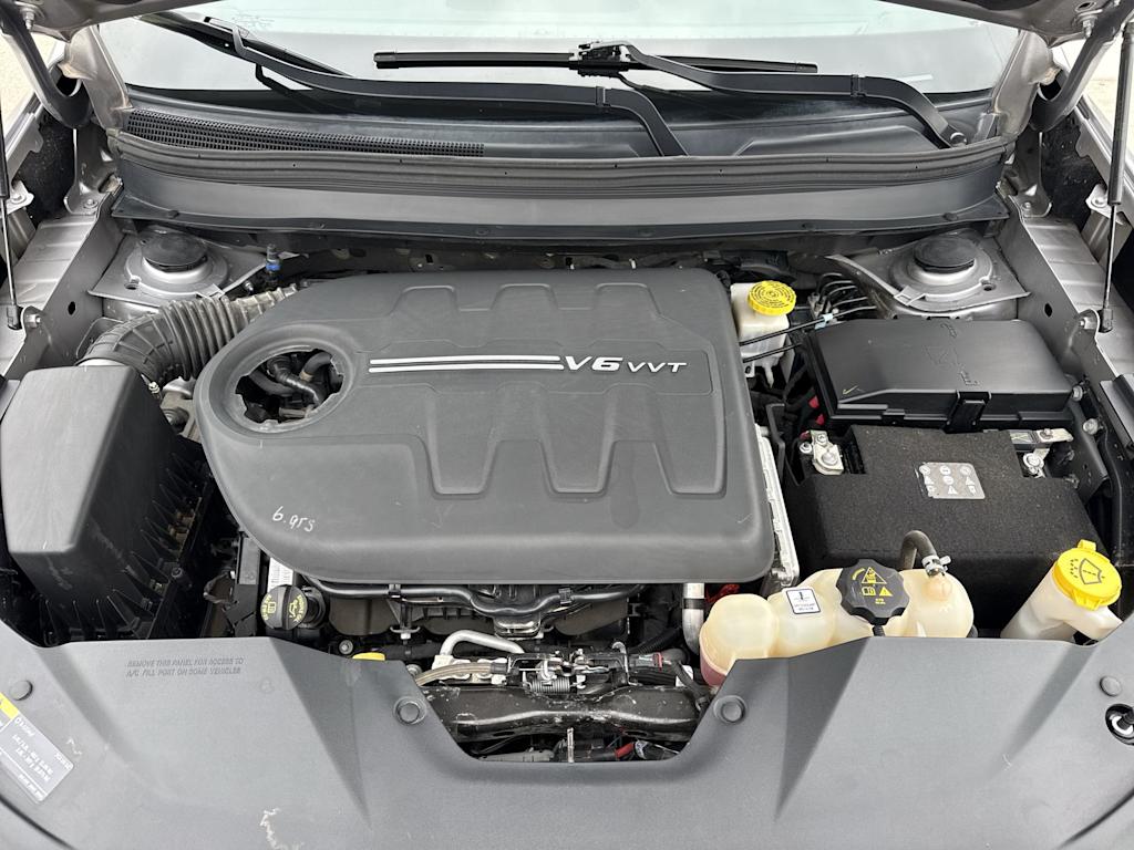 Thumbnail: 2019 Jeep Cherokee - 8