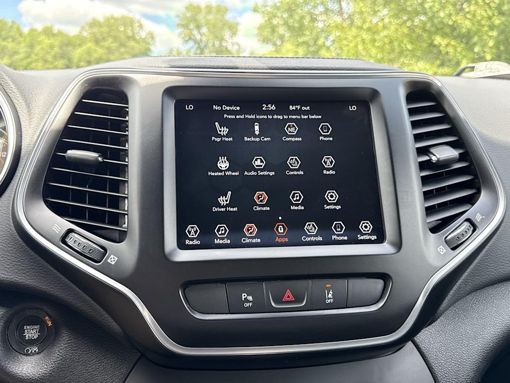 Thumbnail: 2021 Jeep Cherokee - 14
