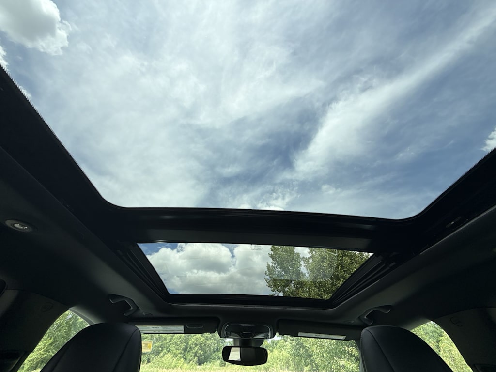 Thumbnail: 2021 Jeep Cherokee - 29
