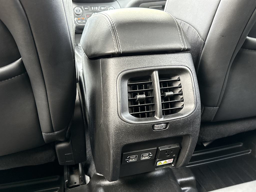 Thumbnail: 2021 Jeep Cherokee - 40