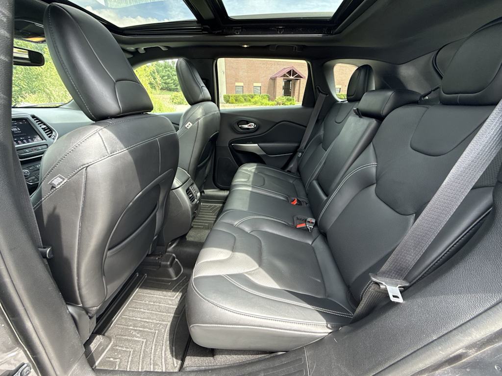Thumbnail: 2021 Jeep Cherokee - 27