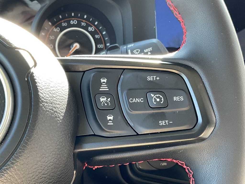 Thumbnail: 2024 Jeep Wrangler - 30