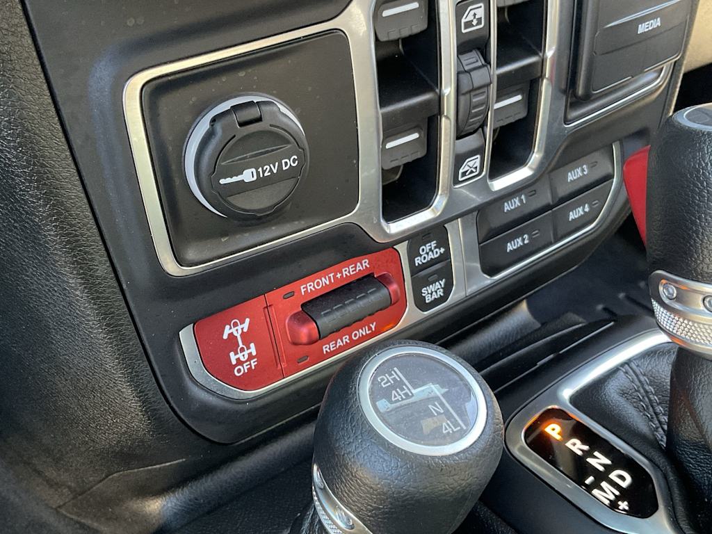 Thumbnail: 2024 Jeep Wrangler - 39