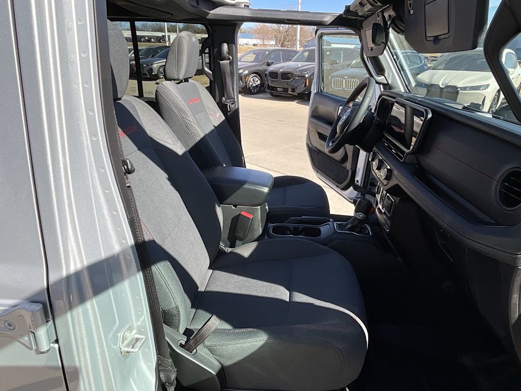 Thumbnail: 2024 Jeep Wrangler - 28