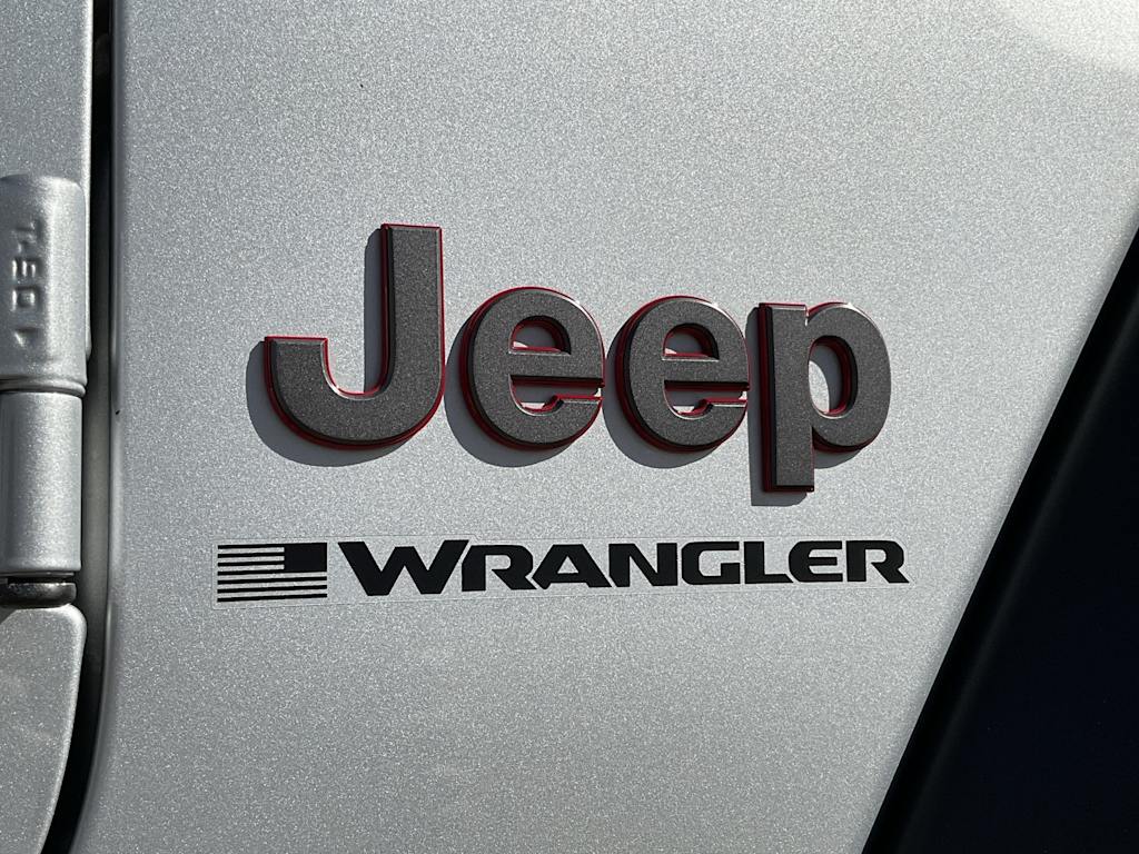 Thumbnail: 2024 Jeep Wrangler - 22