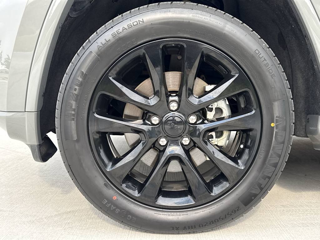 Thumbnail: 2022 Jeep Grand Cherokee - 8