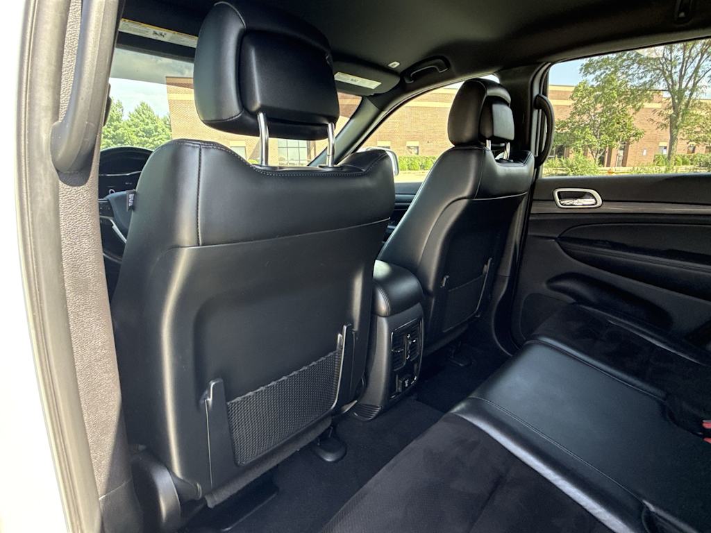 Thumbnail: 2020 Jeep Grand Cherokee - 13