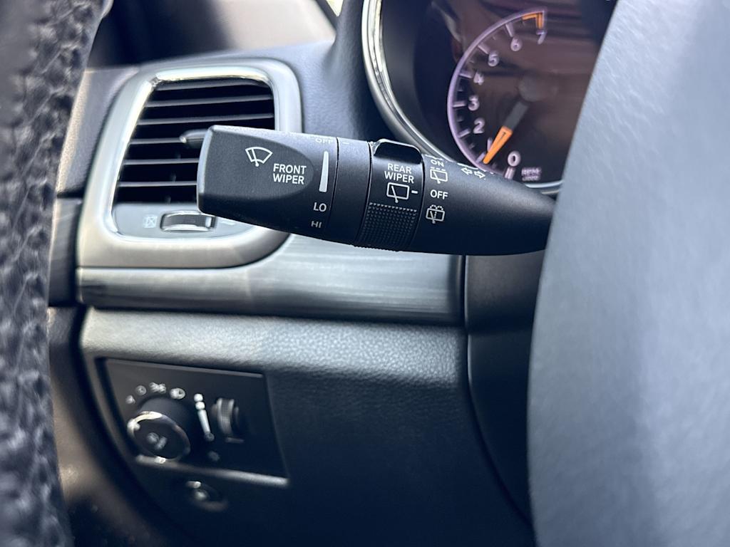 Thumbnail: 2020 Jeep Grand Cherokee - 33