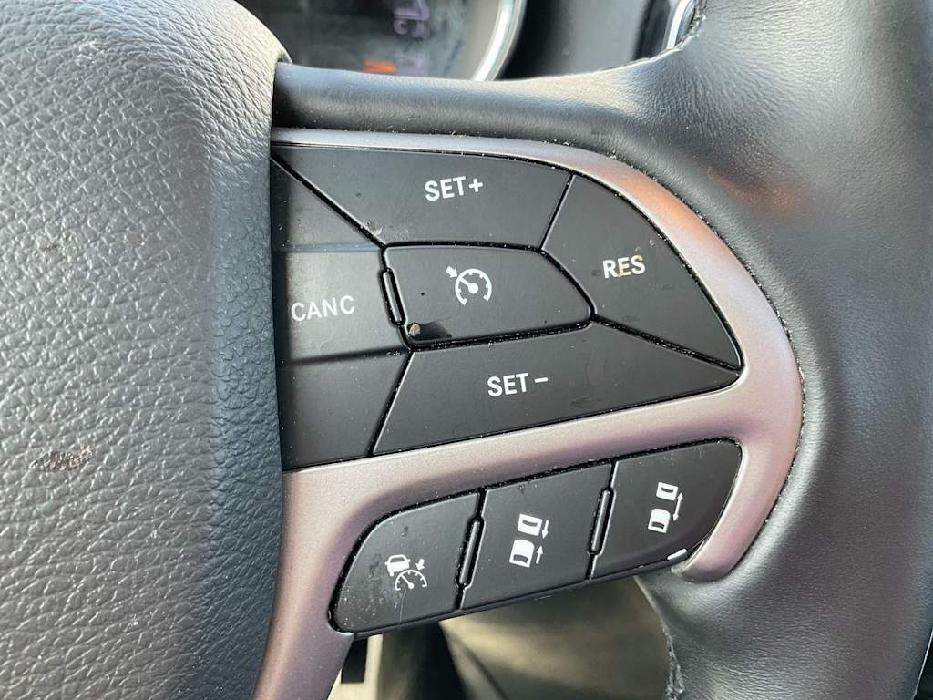2019 Jeep Grand Cherokee Limited Edition 33