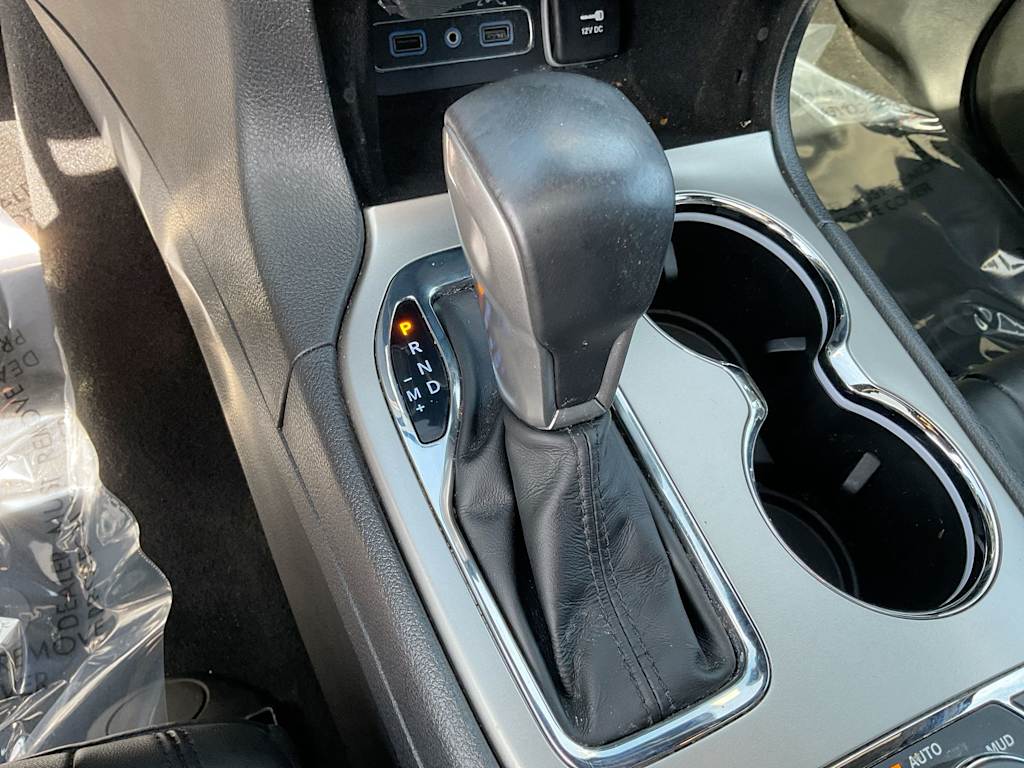 2019 Jeep Grand Cherokee Limited Edition 16