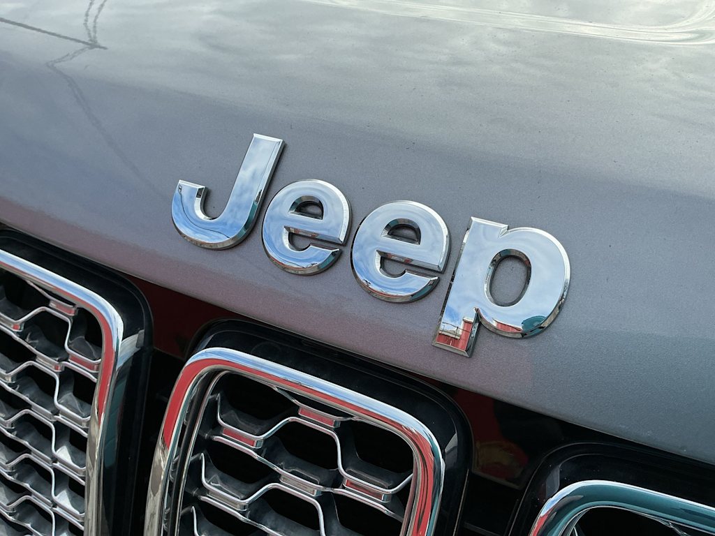 Thumbnail: 2018 Jeep Grand Cherokee - 7