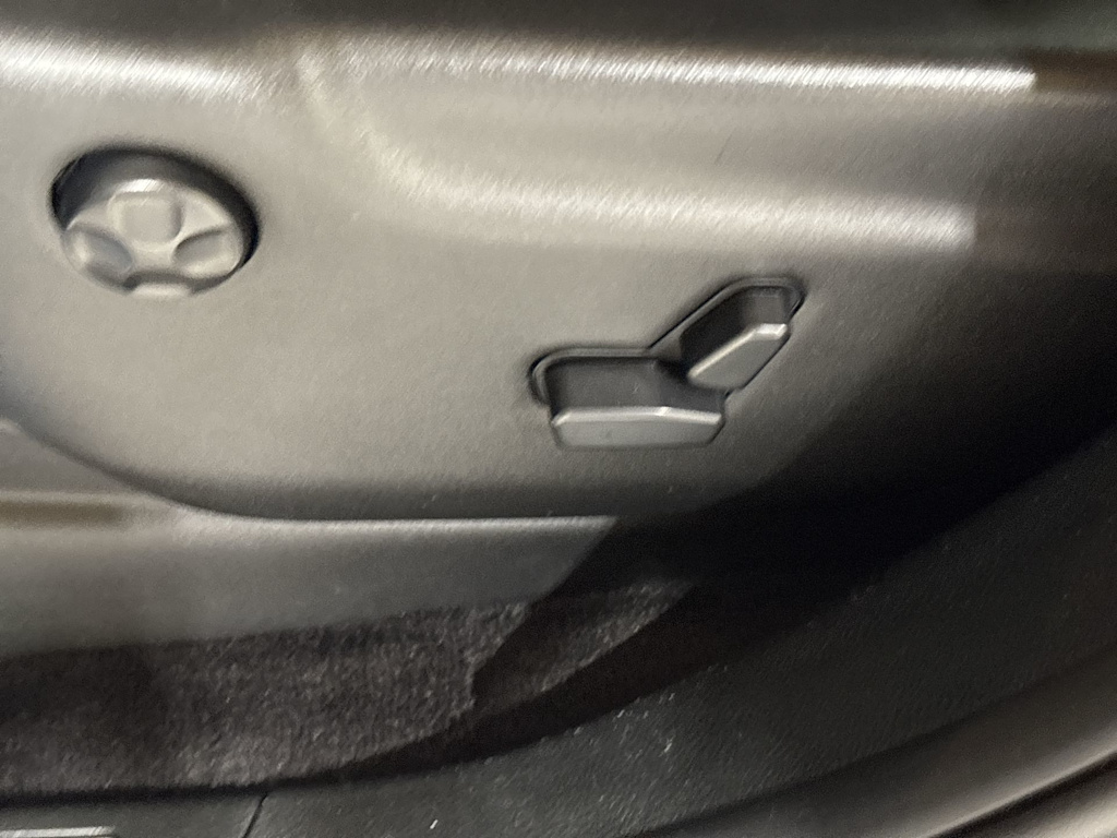 Thumbnail: 2019 Jeep Grand Cherokee - 24